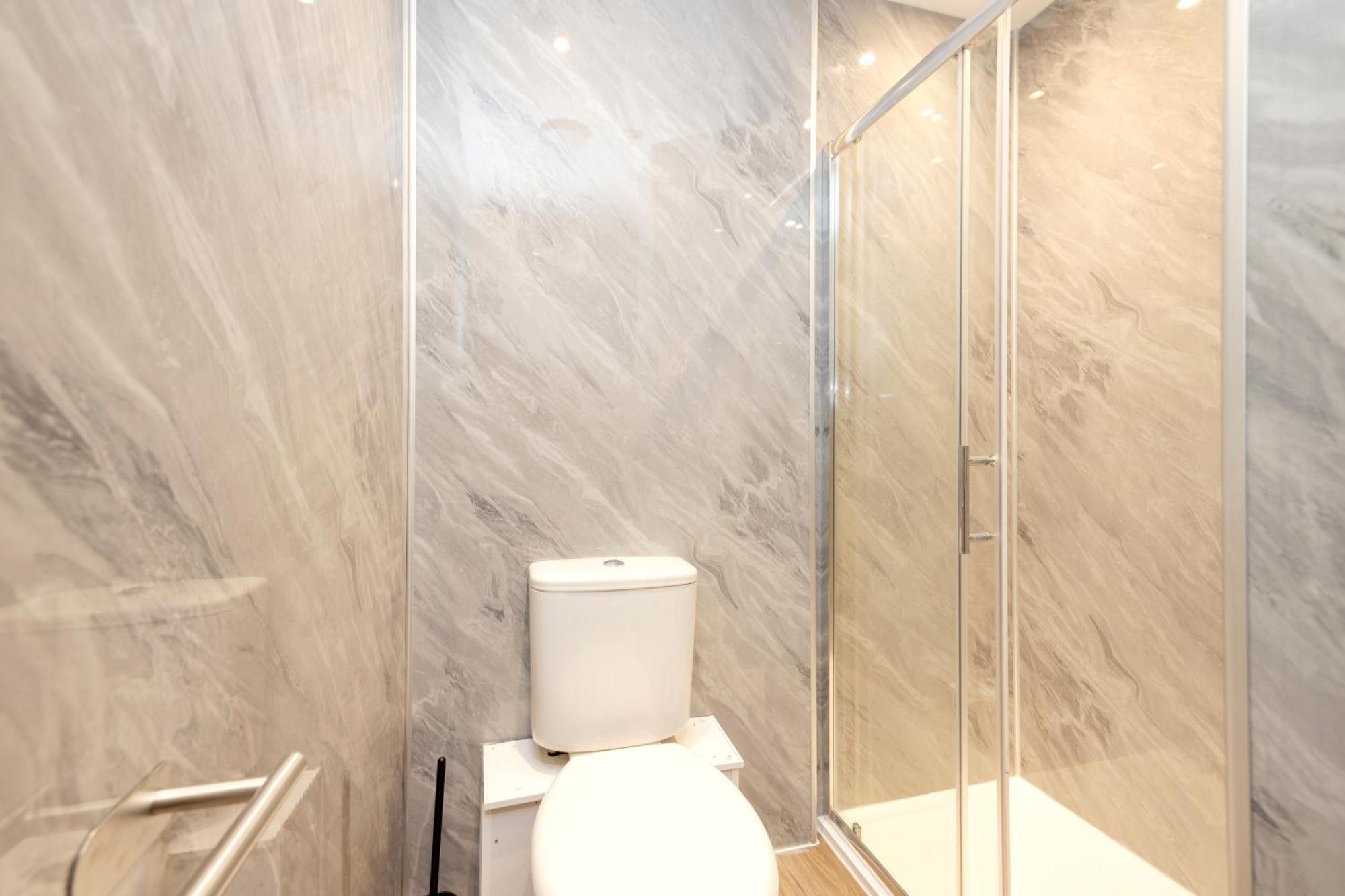 Joivy 3Br Flat In Haymarket With Free Parking Эдинбург Экстерьер фото